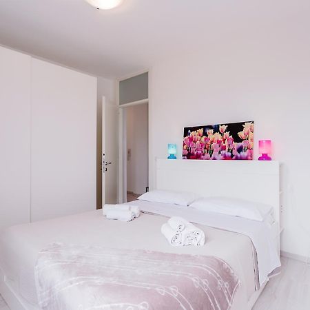 Appartement Bilocale Via Forni à Udine Extérieur photo